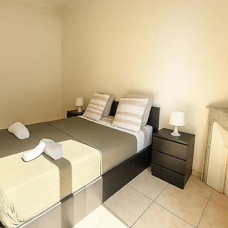 Spacieux Climatise Centre Апартаменты