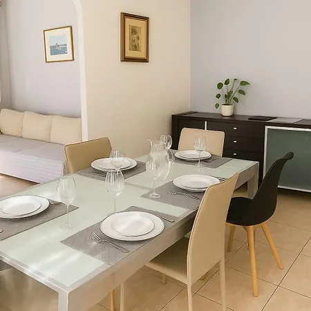 Апартаменты Spacieux Climatise Centre Ницца