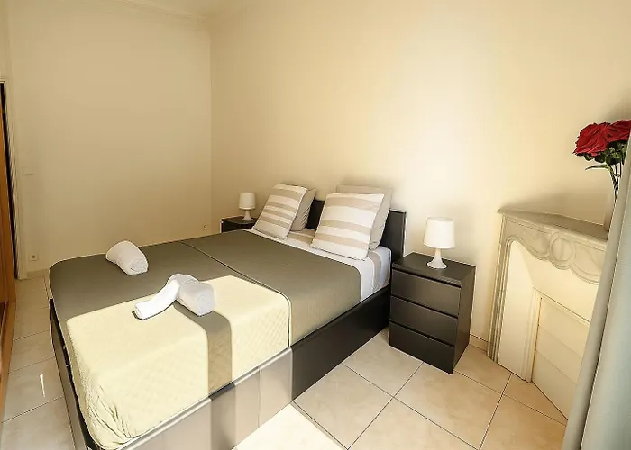Spacieux Climatise Centre شقة