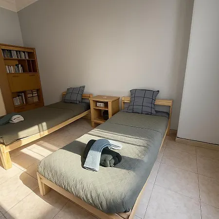 Apartament Spacieux Climatise Centre *