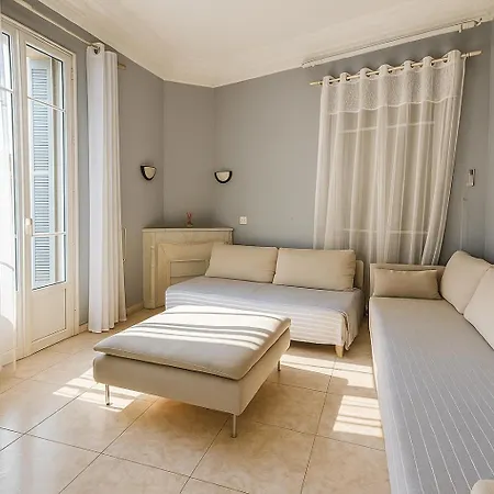 Spacieux Climatise Centre