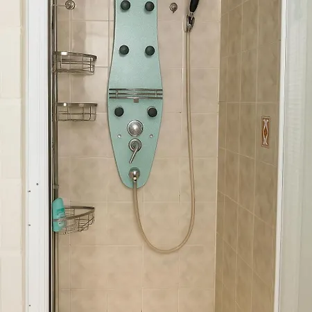 Apartament Spacieux Climatise Centre *