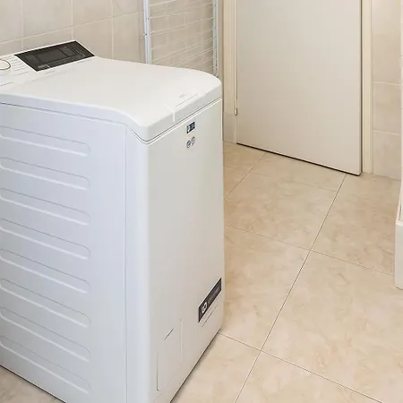 Spacieux Climatise Centre Daire *